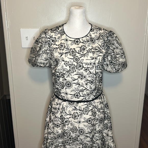 Gal Meets Glam Viola Raffia Embroidered Formal Cocktail Dress New Size 6 - Picture 5 of 13